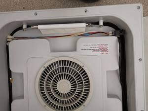 Pièces de carrosserie de Bus bus lucarne sûr sortie de toit trappe HC-B-7011 - Product Image 3