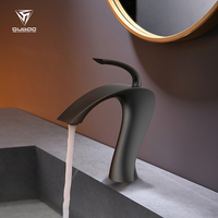 Grifos de Baño Modernos con Diseño de Superficie Lujosa en Varios Colores