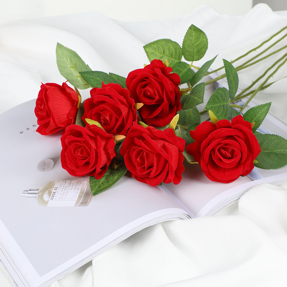 Velvet Roses (10 roses per pack)