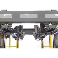 Machine d'emballage automatique de palettes, équipement d'emballage de palettes en carton industriel, utilisation en logistique d'entrepôt