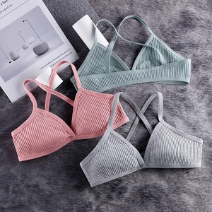 Sous-vêtements sexy en coton pour femmes confortables, soutien-gorge en coton sans fil à col en V profond pour femmes - Product Image 2