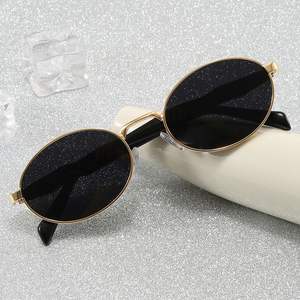 贅沢でベストセラーの女性用サングラス安くて高品質な日焼け止めサングラス流行の旅行 - Product Image 3