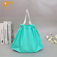 Sac en plastique recyclable à cordon de serrage, imprimé en sérigraphie colorée Golden Eyes, pour chaussures et vêtements, avec chaussettes, prêt à être expédié
