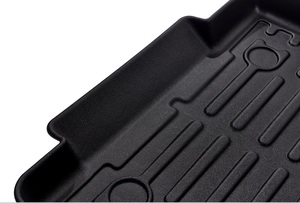 แผ่นรองพื้นรถยนต์ดีไซน์หรู ติดตั้งง่าย ทนทุกสภาพอากาศ ออกแบบพิเศษสำหรับ D-MAX DMAX ปี 2021 2022 2023 2024 - Product Image 3