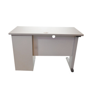 Offerta Speciale: Scrivania da Ufficio Economica per Casa e Ufficio, Tavolo per Computer, Postazione di Lavoro per Dirigenti - Product Image 3