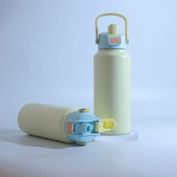Bouteille d'eau en acier inoxydable 304, sans BPA, garde au chaud 12 heures, au froid 24 heures, avec poignée, très vendue