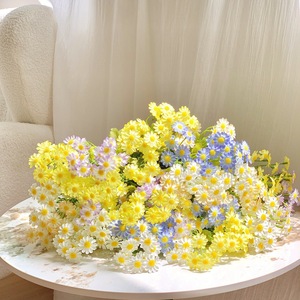 ดอกเดซี่ประดิษฐ์ Muyu Chronicles ช่อดอกไม้ผ้าไหมสำหรับตกแต่งงานแต่งงาน ก้านเดี่ยว สีขาว สีเหลือง - Product Image 2