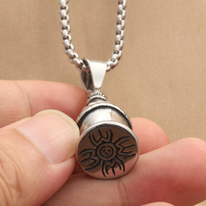 Yunnique – collier avec pendentif pagode en acier inoxydable pour hommes, Design géométrique rétro, forme de pyramide, bijoux à la mode - Product Image 2