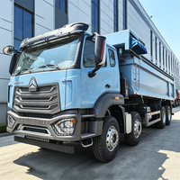 Camion benne minier Sinotruk Howo NX 8x4 de 80 tonnes et 30 mètres cubes à vendre en Chine