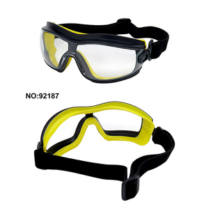 Lunettes de sécurité anti-buée professionnelles de la meilleure qualité, protection UV385 certifiée ANSI/CE, fabriquées à Taiwan. - Product Image 5