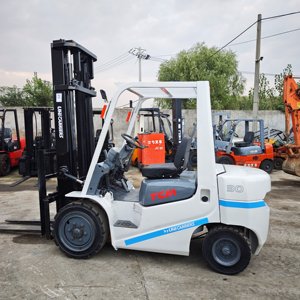 Montacargas TCM de 3 Toneladas Usado a Bajo Precio, Montacargas Diésel FD30 de 3 Toneladas con Motor Isuzu Original Japonés - Product Image 4