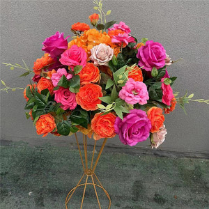 Composizione Floreale Artigianale di Alta Qualità, Rose in Seta <span class=keywords><strong>Rosa</strong></span> Caldo e Arancione, Decorazione per Sfondo Matrimoniale - Product Image 2