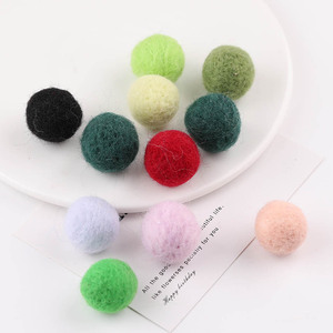 <b>Wool</b> Felt Ball Middle Size Solid Color DIY Jewelry Accessories <b>Craft</b> Supplies - Product Image 1