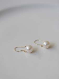 Wholesale Simple 9K Gold Pearl <b>Hoop</b> Earrings Elegant Freshwater Pearl for Parties Gentle Temperament Kj445 - Product Image 3