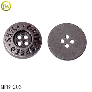 Boutons en alliage de zinc Logo de marque Designer personnalisé Bouton en métal 4 trous avec logo pour chemises - Product Image 5