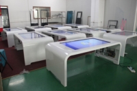 Mesas Interactivas Multitáctiles de 43 y 55 Pulgadas con Android y Windows 4K para Tiendas Minoristas, Centros Comerciales, Señalización Digital de 12V
