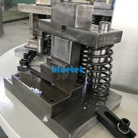 Poinçonneuse hydraulique de fenêtre en aluminium de fournisseur d'usine à vendre