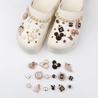 Ensemble de breloques pour chaussures amovibles style INS pour Crocs, strass et perles, kit d'accessoires DIY avec boucle, décoration de chaussures tendance