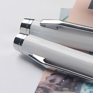 Bolígrafo Blanco Personalizado de Alta Calidad, Promocional, con Mecanismo de Giro, Punta de 1.0 mm, Material Metálico - Product Image 4