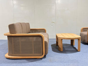 Set <span class=keywords><strong>Sofa</strong></span> taman luar ruangan Modern dengan kayu jati & UV, meja kopi 3 dudukan rotan PE tahan-uv tahan lama untuk penggunaan Hotel vila & Apartemen - Product Image 3