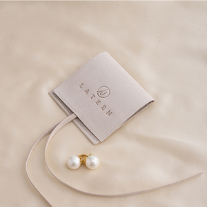 8*10cm Printed Suede Jewelry Packaging Flap Package Pouch <b>Gift</b> Custom Logo Microfiber Small Jewelry <b>Envelope</b> Suede Pouch - Product Image 4