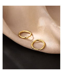 <span class=keywords><strong>Orecchini</strong></span> a Cerchio Lucidi in <span class=keywords><strong>Argento</strong></span> 925 Placcato Oro, Accessorio Trendy per <span class=keywords><strong>Piercing</strong></span>, Cerchi Femminili per Donne - Product Image 6