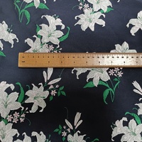 Nouveau tissu jacquard en polyester tissé à la mode, magnifiques fleurs de lys, tissu gaufré pour vêtements féminins JSB-829