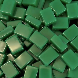 Juego de Mahjong Americano Verde de Diseño Moderno y Lujoso, Tablero de Acrílico de Cuatro Capas, 160 Fichas Grabadas para Entretenimiento - Product Image 1