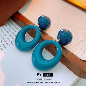 ต่างหูเงินแท้ทรงเข็มเงินฮ่องกง ดีไซน์ทันสมัย หรูหรา  แฟชั่นเฉพาะกลุ่ม  รูปทรงผีเสื้อ  ประดับเพชรทรงรี  สำหรับผู้หญิง - Product Image 4