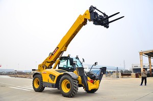 XC6-3007K חדש לגמרי סיני <span class=keywords><strong>telehandler</strong></span> טלסקופי 3ton מלגזה 7m גובה הרמה עם קבצים מצורפים - Product Image 4