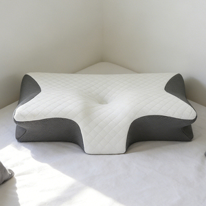 Oreiller médical ergonomique ventilé en mousse à mémoire de forme, motif uni, orthopédique, pour le soutien du cou et le sommeil - Product Image 1