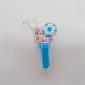 Bonbons amusants en forme de ballon de football avec sifflet, sucettes sportives, bonbons très demandés pour garçons, friandises pour fêtes et festivals - Product Image 1