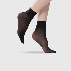 <span class=keywords><strong>Calze</strong></span> da Donna Ultra Sottili in Nylon Trasparente, Morbide ed Elastiche, <span class=keywords><strong>Nere</strong></span> e Traspiranti, Ideali per Ufficio e Business - Product Image 1