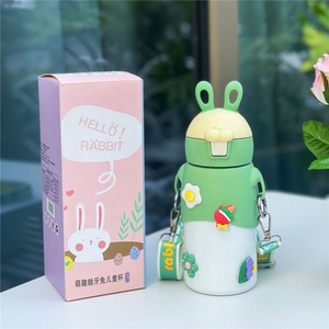 <span class=keywords><strong>Cute</strong></span> Rabbit Children Thermos Mug <span class=keywords><strong>Kids</strong></span> Portable Isolated Cup 600Ml Stainless Steel Thermos Flask Com Palha Adesivos - Product Image 6