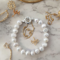 Bracelet de perles baroques de culture d'eau douce de couleur blanche 9-10mm avec fermoir en argent 925