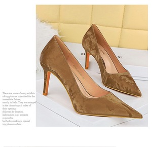 <span class=keywords><strong>Scarpe</strong></span> da Donna Eleganti e Sexy <span class=keywords><strong>con</strong></span> <span class=keywords><strong>Tacco</strong></span> Alto a Spillo, Punta Affusolata e Paillettes per Cerimonie - Product Image 4