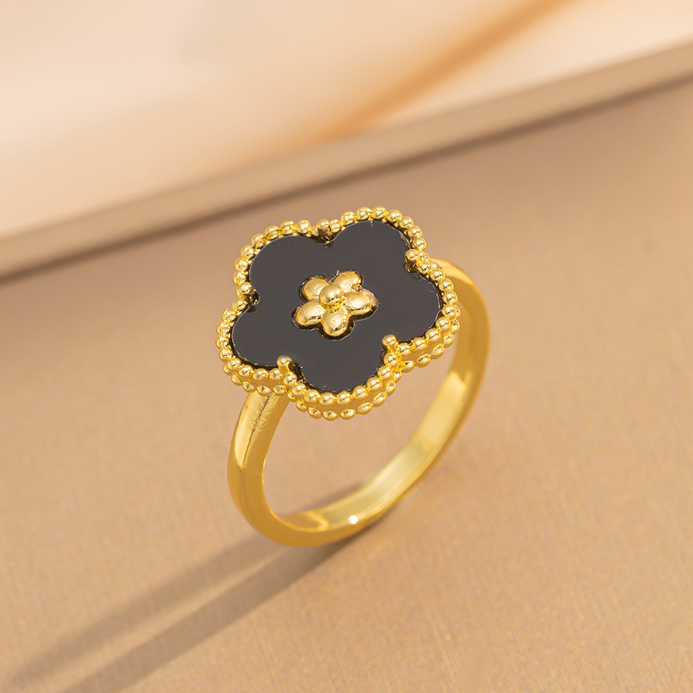 Bague fleur de prunier en or et coquillage noir, 9004