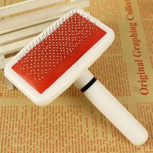 Mixed stock, white handle-type <b>pet</b> comb with airbag and fine-toothed bristles, for daily use, with white spots, suitable for - Product Image 1