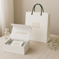 Caja de Regalo de Cartón de Lujo Reciclable, Rígida con Tapa Magnética, Logotipo Personalizado, Embalaje de Papel Plegable de Alta Gama para Calcetines con Esponja de Piel en Relieve