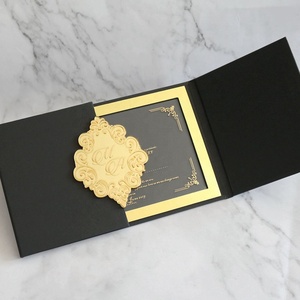 Portes pliantes à couverture rigide de luxe, Invitations transparentes en acrylique pour mariage et cartes d'<span class=keywords><strong>invitation</strong></span> personnalisées à couverture rigide - Product Image 2