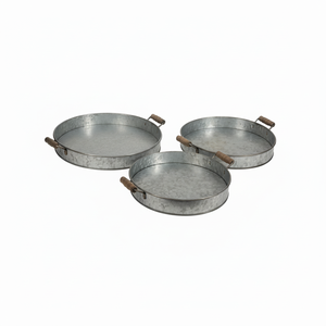 Plateau de service rond en métal galvanisé fait à la main avec poignée en bois pour la maison et l'hôtel, pour servir des aliments et des boissons sur la table - Product Image 1