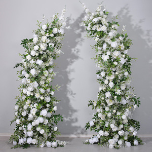 Arche de fleurs artificielles moderne en forme de corne de rose, blanche et verte, pour mariage, Saint-Valentin, toile de fond, arche décorative hautement réaliste pour événements - Product Image 1