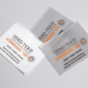 Étiquettes de vêtements personnalisées Étiquettes de lavage imprimées Étiquettes de logo personnalisé pour vêtements - Product Image 3