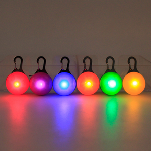 Batterie bouton lumineuse, lumière d'avertissement LED clignotante pour la sécurité des animaux, à clipser sur le collier, pour la nuit, en extérieur, étanche, pour chien et chat - Product Image 4