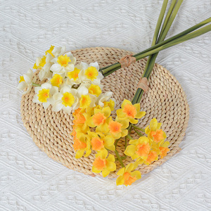 Fleurs artificielles en PVC jaunes et blanches, bouquet fait main, décoration moderne pour la maison, le salon, la table à manger - Product Image 4