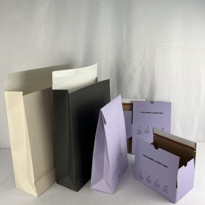 Sac de Courrier en Carton Kraft Blanc Extensible Écologique et Durable avec Soufflet et Logo Imprimé en Offset pour Vêtements - Product Image 4