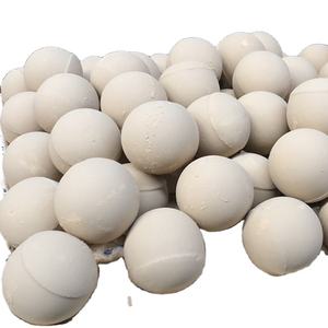 Bola cerámica refractaria de corindón de alta alúmina de <span class=keywords><strong>la</strong></span> marca ZY con retención de calor del 65%-99% para <span class=keywords><strong>la</strong></span> industria, reformadores, hornos de cracqueo y corte - Product Image 2