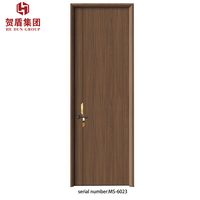 Pintu Interior Veneer Kayu Solid Modern Warna Sesuai Pesanan Langsung dari Pabrik, Permukaan Finishing untuk Proyek Villa, Hotel, dan Ruang Tamu