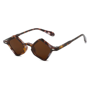 Nouvelles Lunettes de Soleil Carrées à Monture Fine 2024, Verres UV400 Personnalisés, Style Hip-hop, Légères et Confortables, Fabriquées en Matière PC - Product Image 5