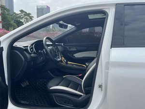 Sedán MG6 Pro Usado Premium 2021 2022 1.5T Automático LHD Euro VI Bajo Kilometraje Sin Accidentes Venta al Por Mayor Exportación a Granel - Product Image 4